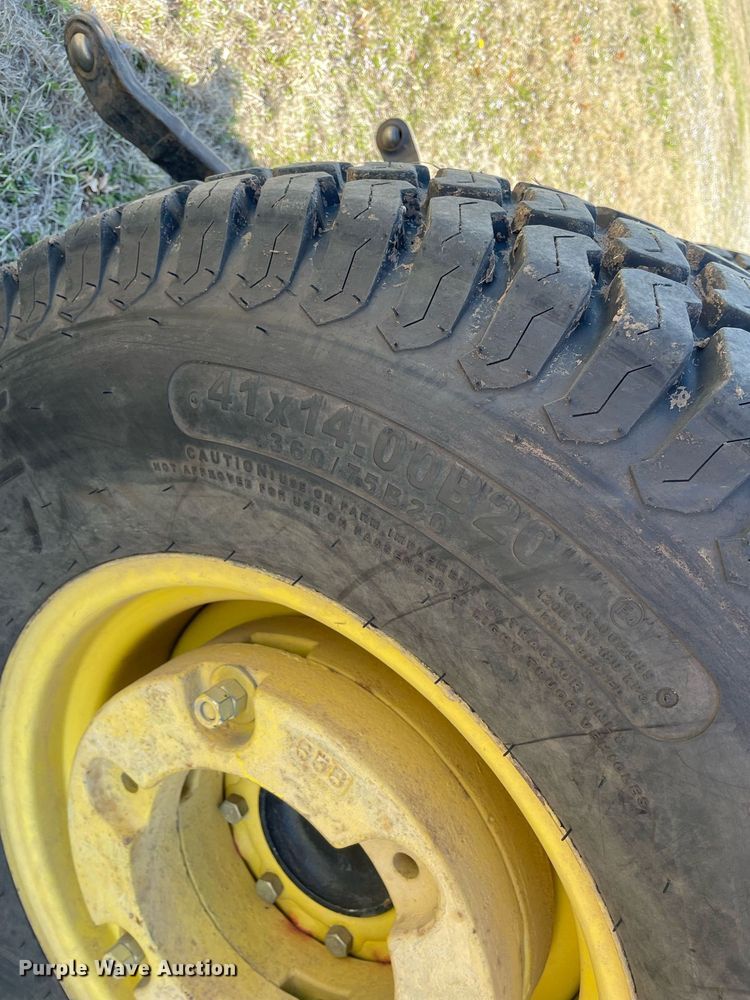 image for item MY9240 2006 John Deere 3120  tractor