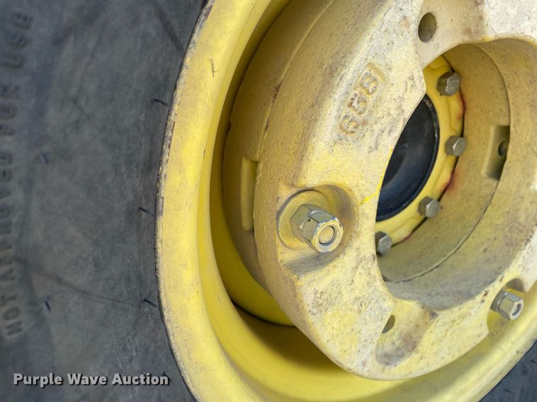 image for item MY9240 2006 John Deere 3120  tractor