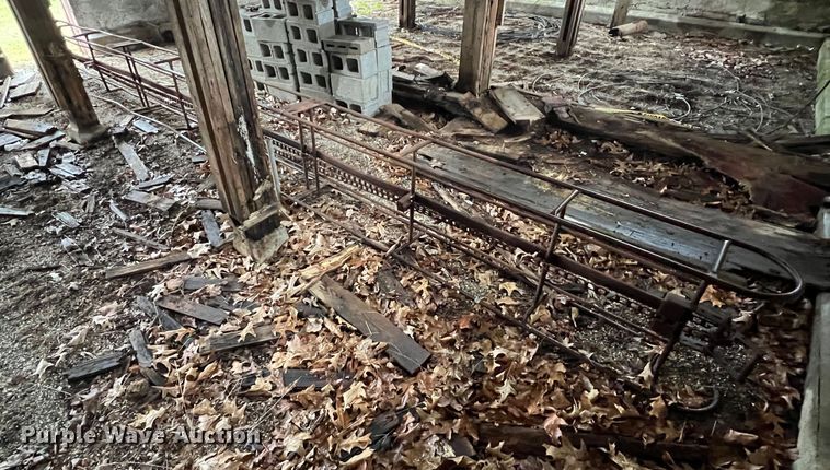 image for item MY9542 Hay bale elevator