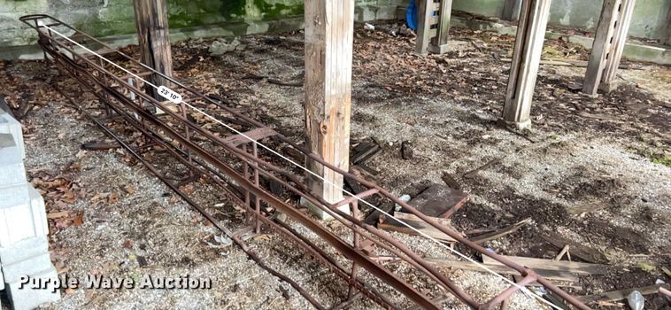 image for item MY9542 Hay bale elevator