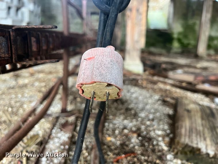 image for item MY9542 Hay bale elevator