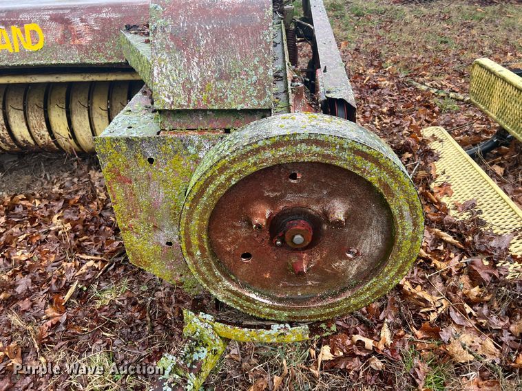 image for item MY9544 New Holland 269  small square baler