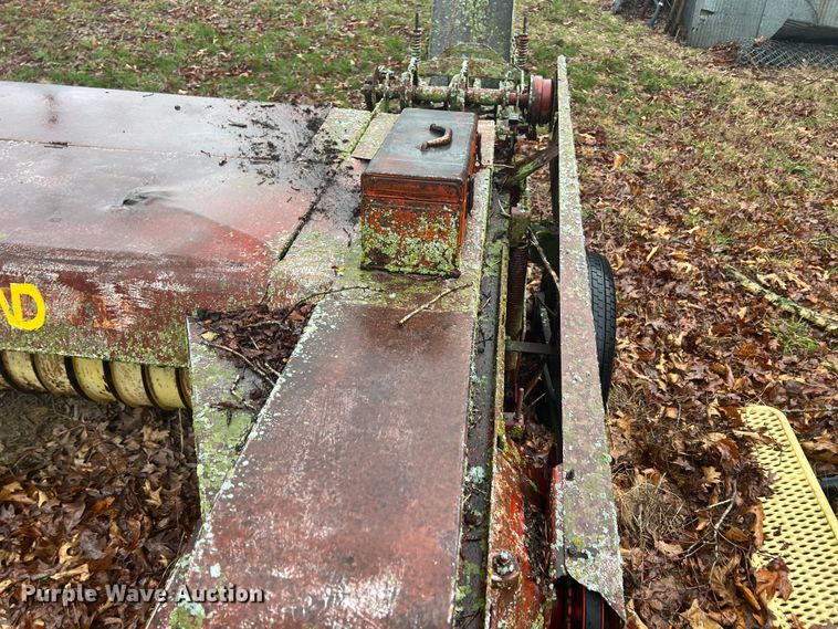 image for item MY9544 New Holland 269  small square baler