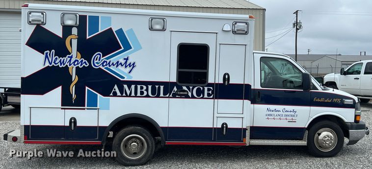 image for item MY9545 2013 Chevrolet Express G3500  ambulance