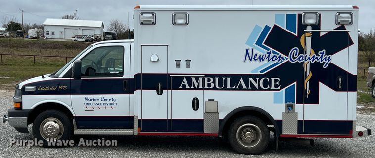 image for item MY9545 2013 Chevrolet Express G3500  ambulance