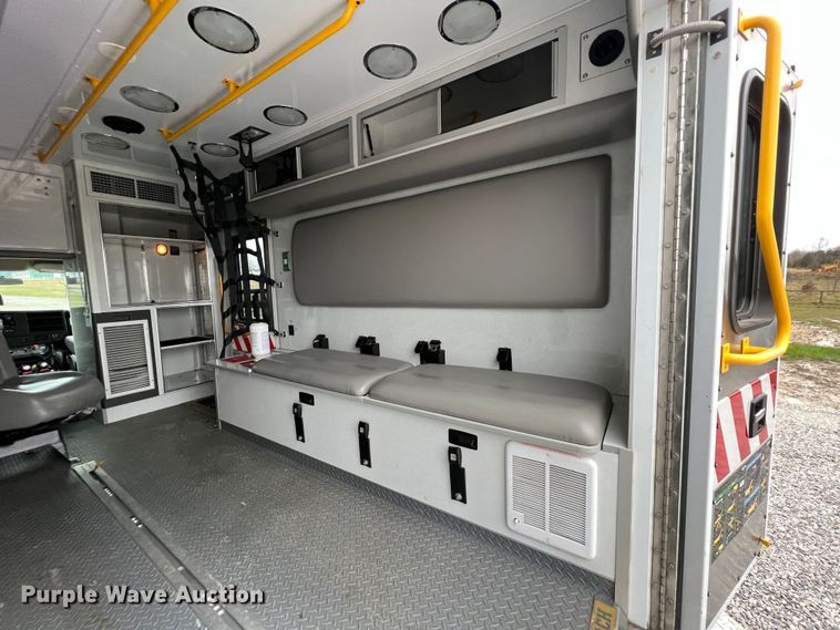 image for item MY9545 2013 Chevrolet Express G3500  ambulance