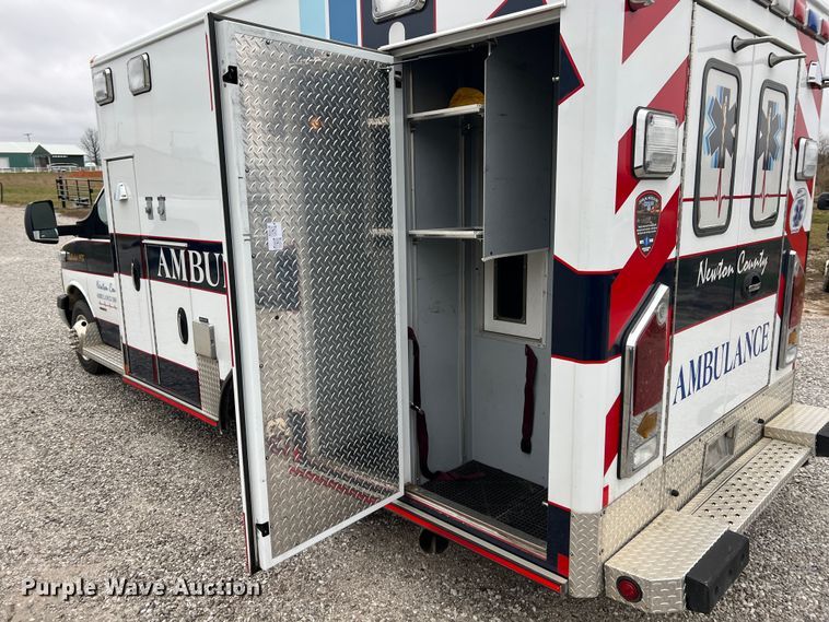 image for item MY9545 2013 Chevrolet Express G3500  ambulance