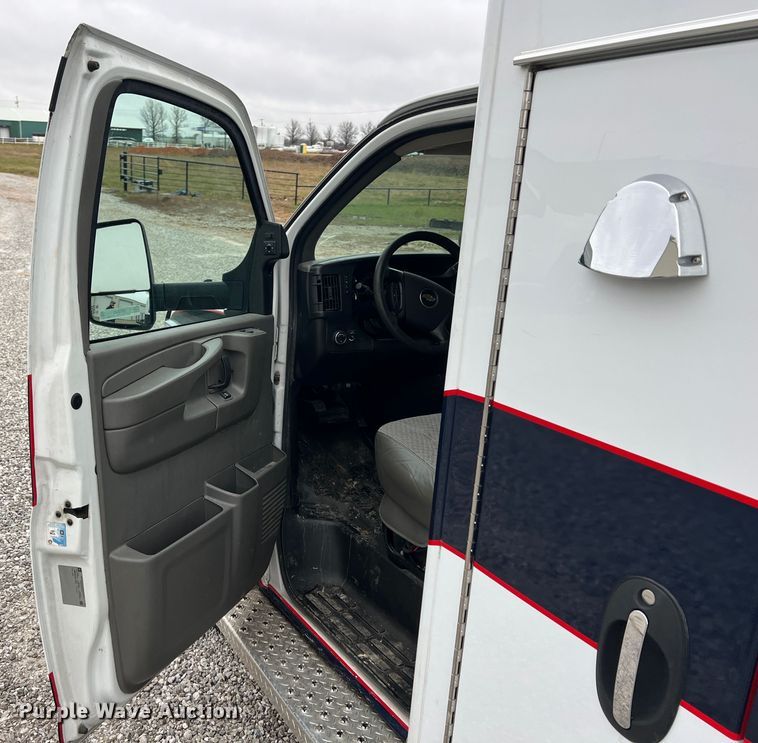 image for item MY9545 2013 Chevrolet Express G3500  ambulance
