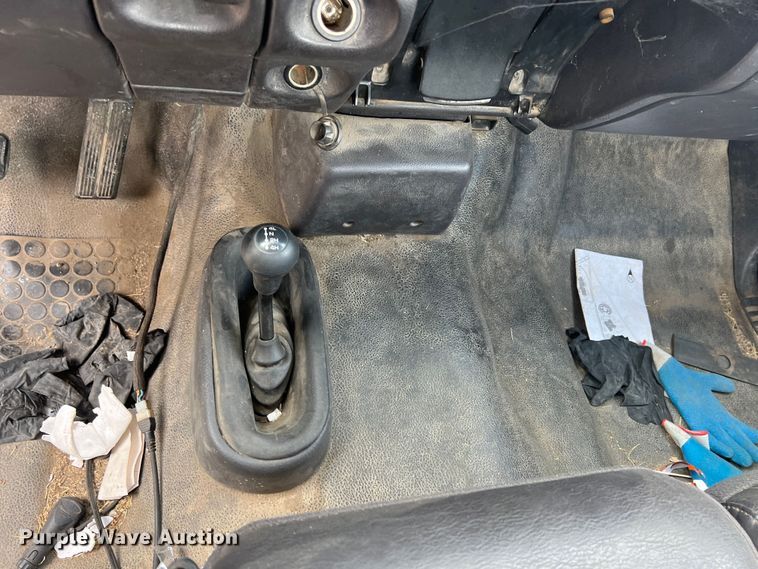 image for item MY9551 2002 Dodge Ram 2500  pickup truck