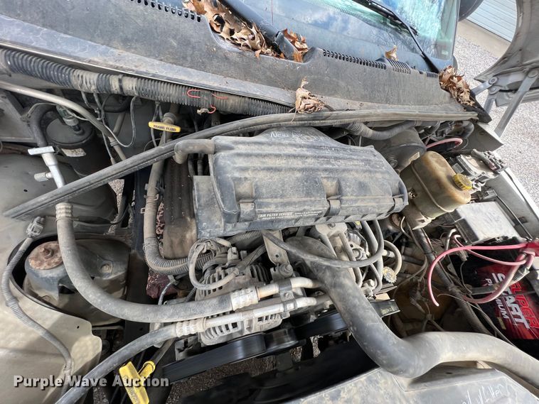 image for item MY9551 2002 Dodge Ram 2500  pickup truck