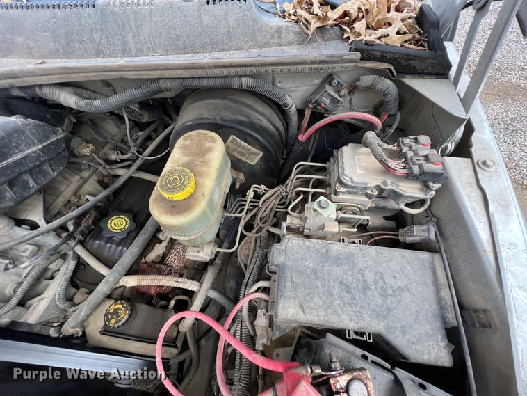 image for item MY9551 2002 Dodge Ram 2500  pickup truck