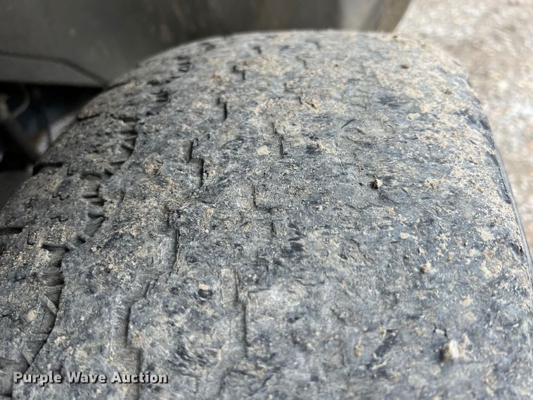 image for item MY9551 2002 Dodge Ram 2500  pickup truck