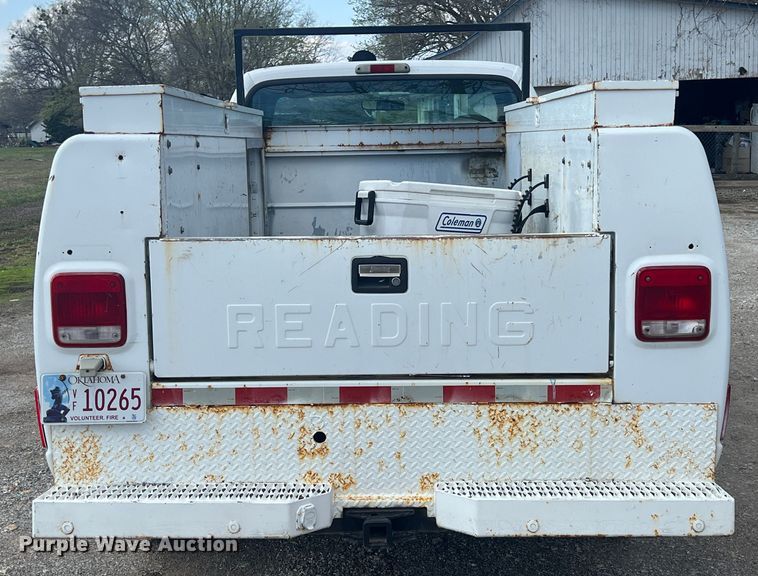 image for item MY9588 2001 Ford F350 Super Duty  utility bed pickup truck