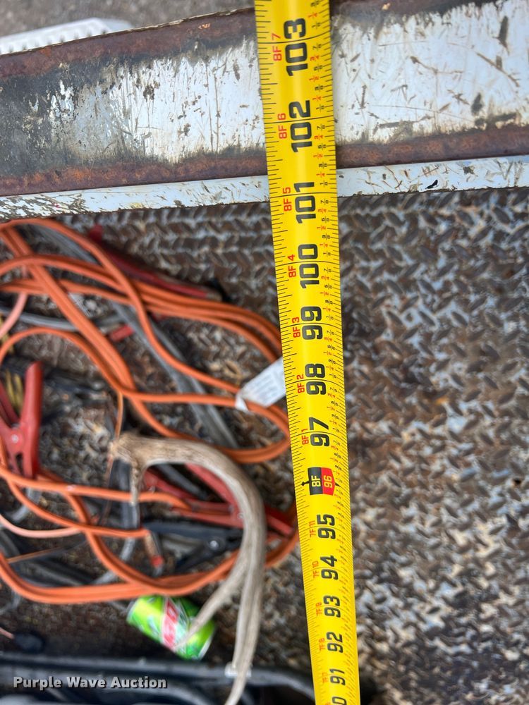 image for item MY9588 2001 Ford F350 Super Duty  utility bed pickup truck