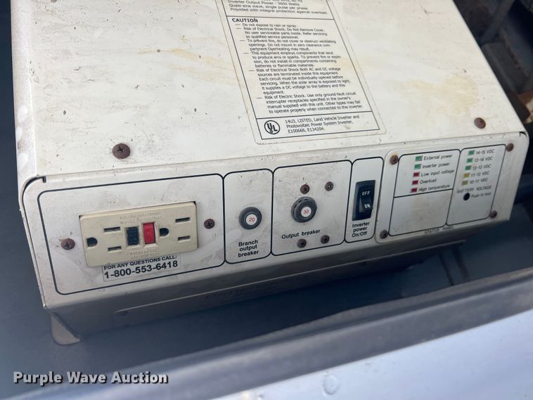 image for item MY9588 2001 Ford F350 Super Duty  utility bed pickup truck