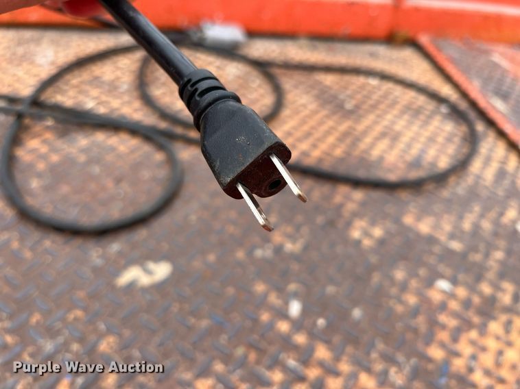 image for item MY9608 1997 JLG 2646  scissor lift