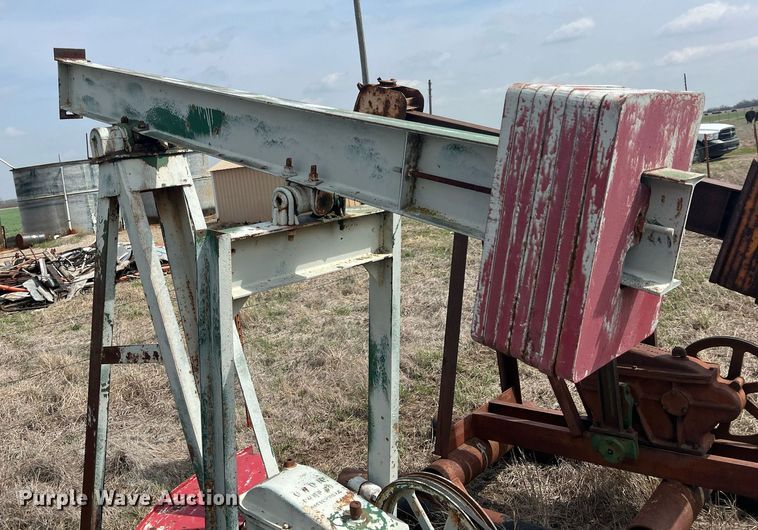 image for item MY9645 (6) pump jacks