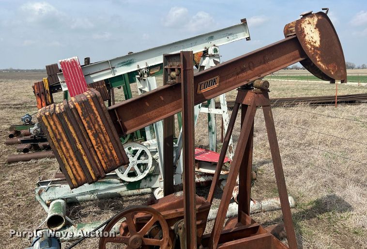 image for item MY9645 (6) pump jacks