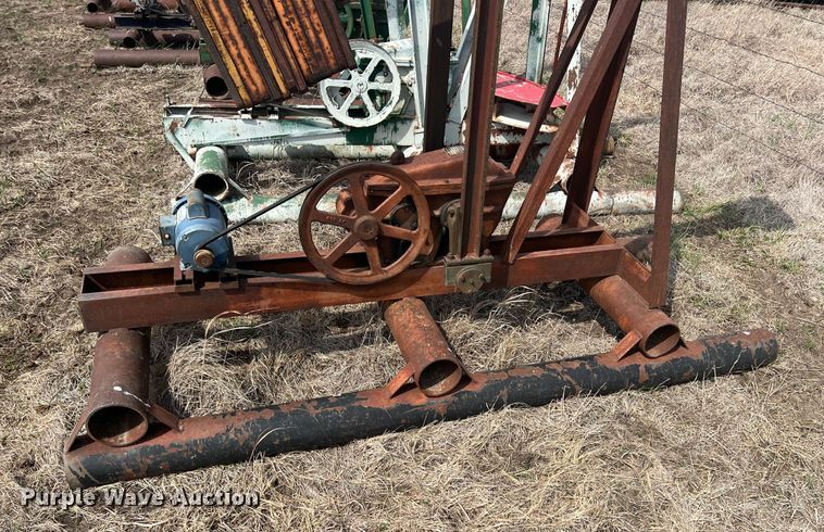 image for item MY9645 (6) pump jacks