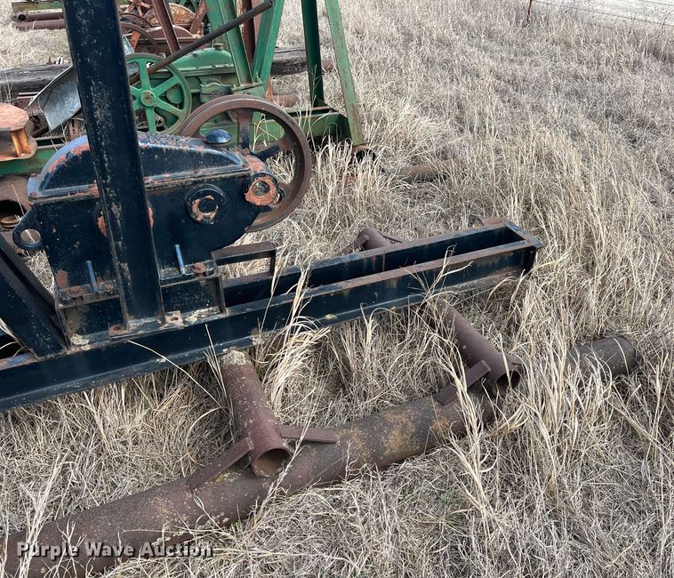 image for item MY9649 (7) pump jacks