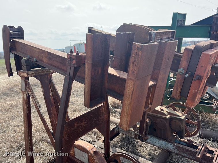 image for item MY9649 (7) pump jacks