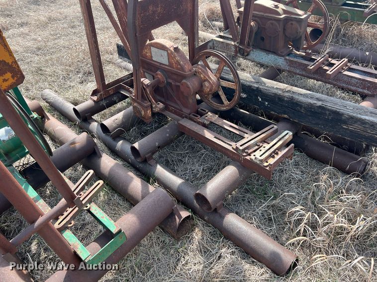 image for item MY9649 (7) pump jacks