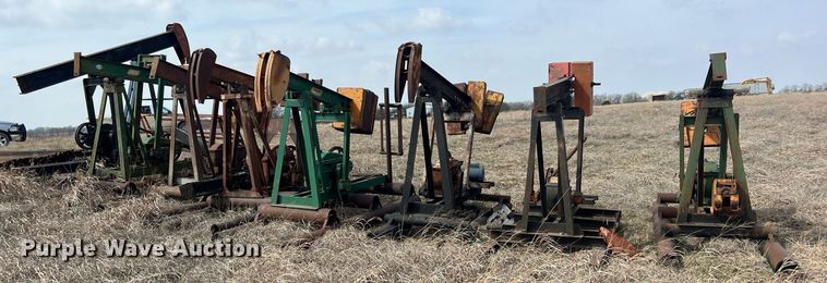 image for item MY9649 (7) pump jacks