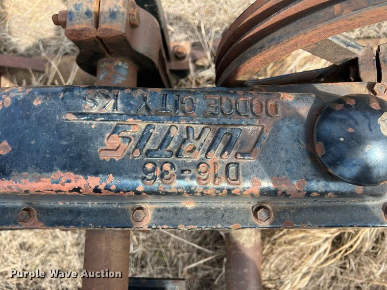 image for item MY9649 (7) pump jacks