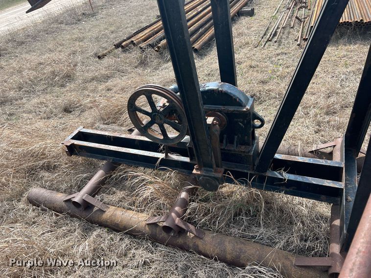 image for item MY9649 (7) pump jacks