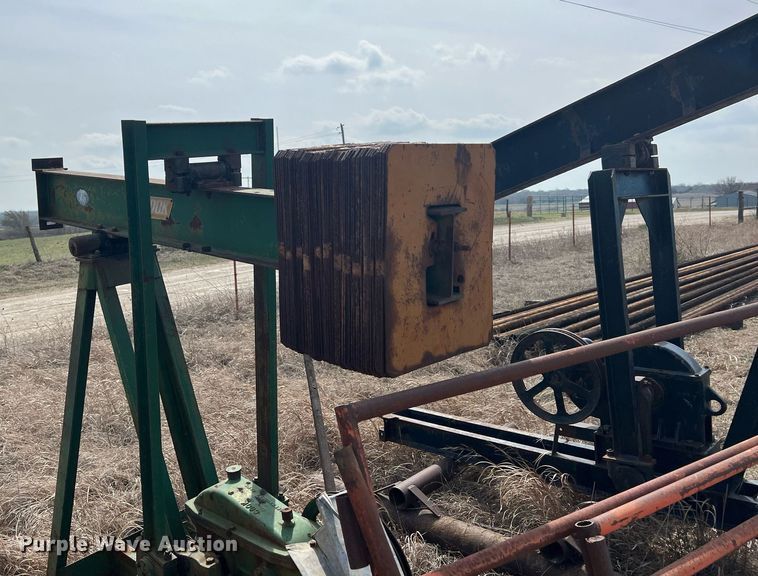 image for item MY9649 (7) pump jacks