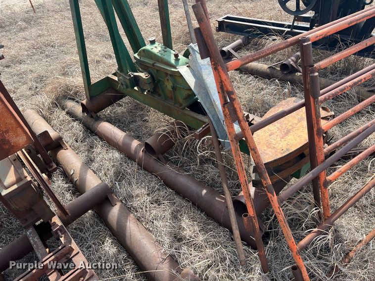 image for item MY9649 (7) pump jacks