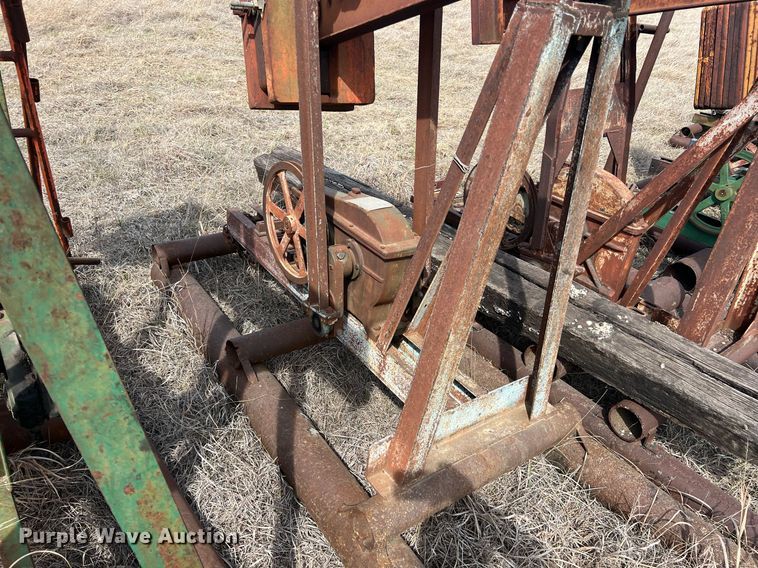image for item MY9649 (7) pump jacks