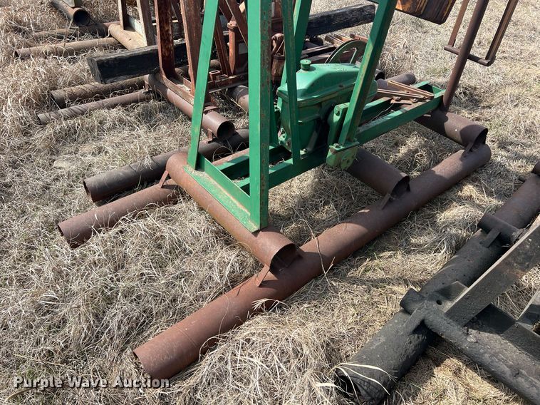 image for item MY9649 (7) pump jacks