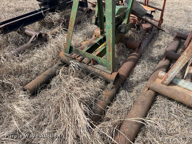 image for item MY9649 (7) pump jacks