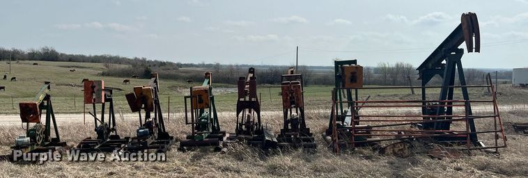 image for item MY9649 (7) pump jacks