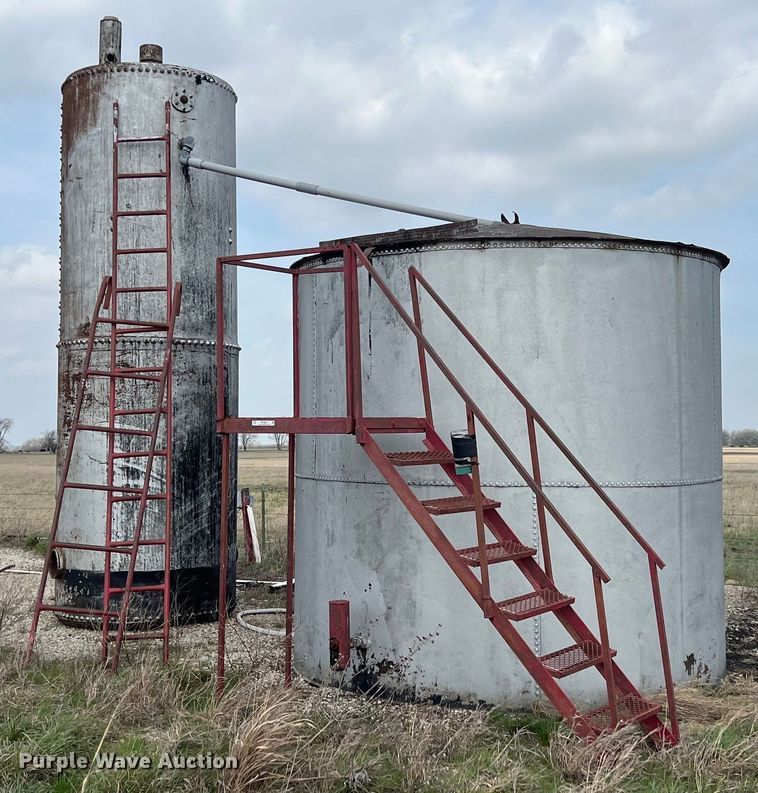 image for item MY9651 (2) tanks