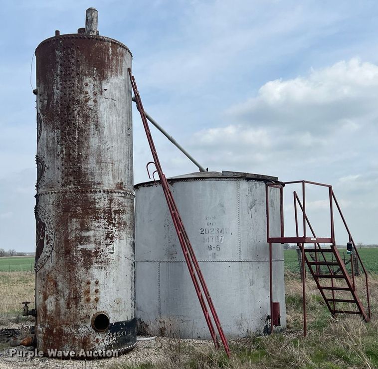 image for item MY9651 (2) tanks