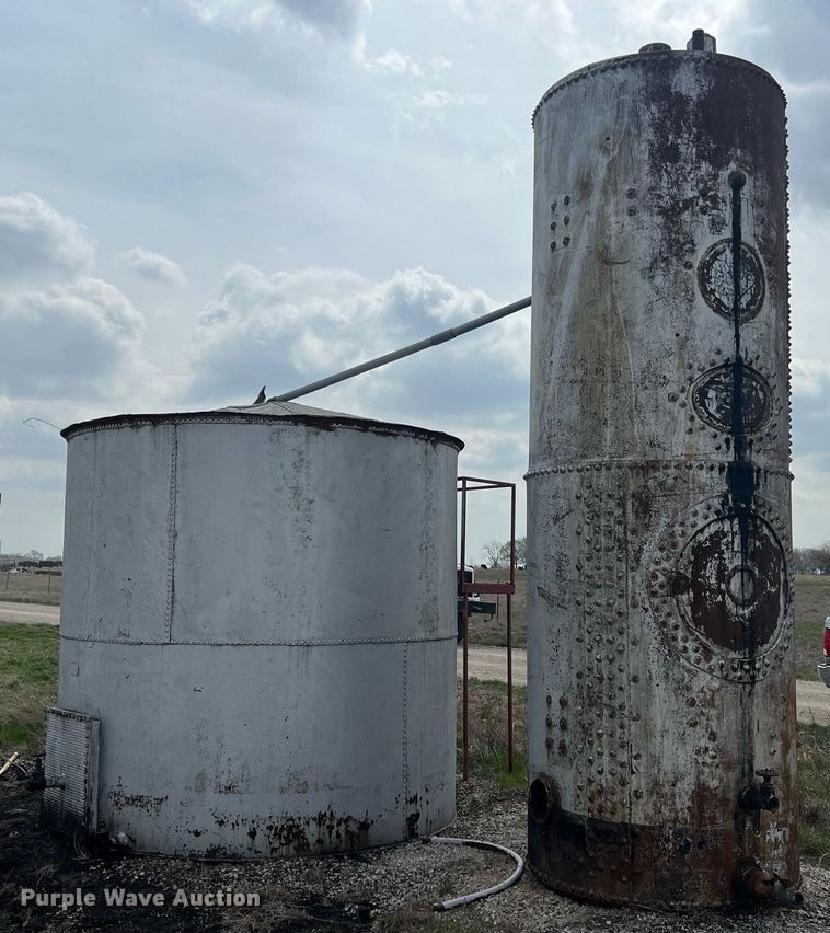 image for item MY9651 (2) tanks