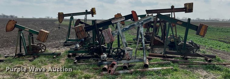 image for item MY9652 (14) pump jacks