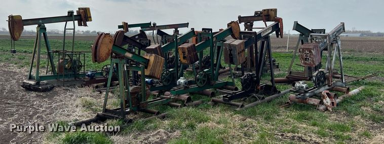 image for item MY9652 (14) pump jacks