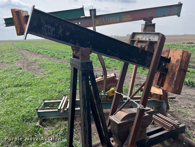 image for item MY9652 (14) pump jacks