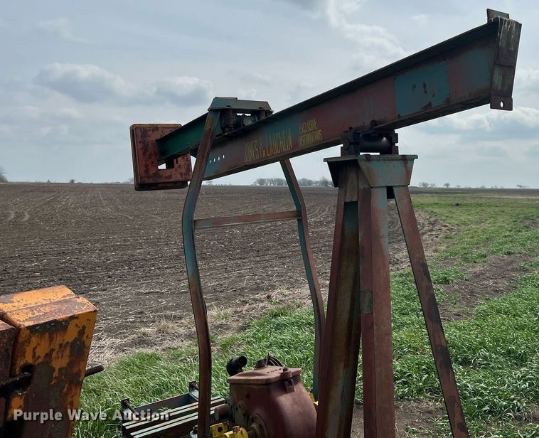 image for item MY9652 (14) pump jacks