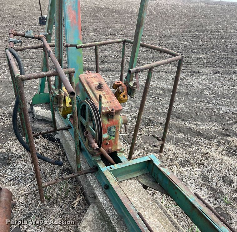 image for item MY9652 (14) pump jacks