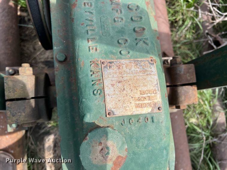 image for item MY9652 (14) pump jacks