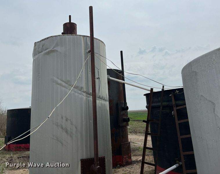 image for item MY9656 (7) tanks