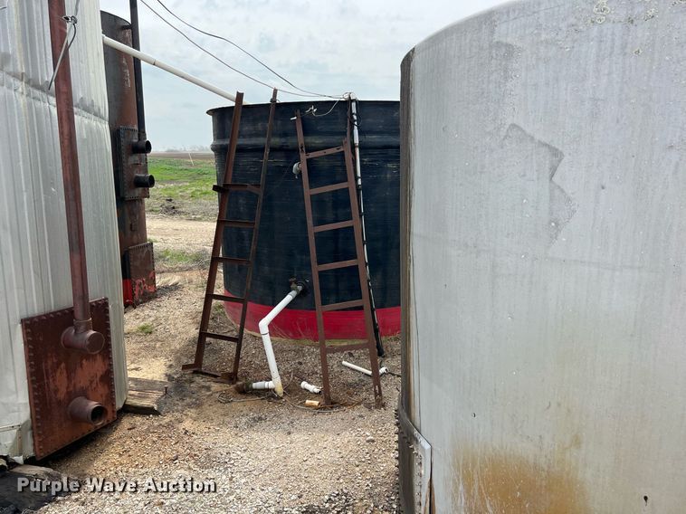 image for item MY9656 (7) tanks