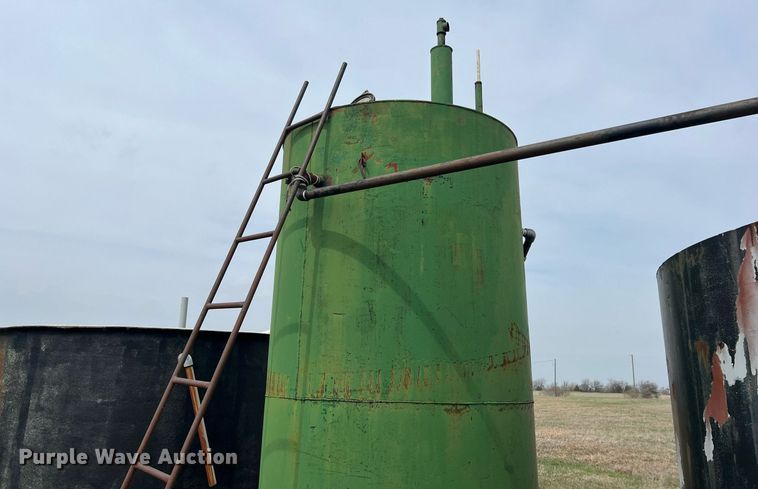 image for item MY9659 (4) tanks