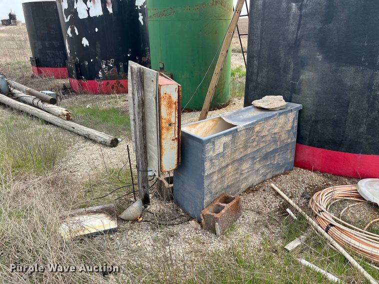 image for item MY9659 (4) tanks