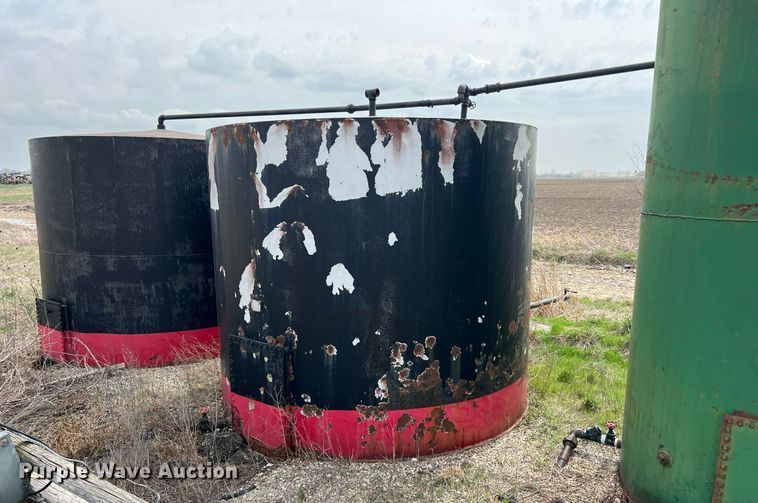 image for item MY9659 (4) tanks