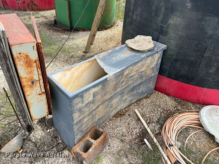 image for item MY9659 (4) tanks